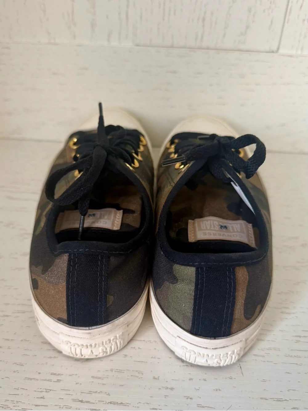 Converse Low-Top Camo Sneakers - Black, Green & Brown size 8.5 women